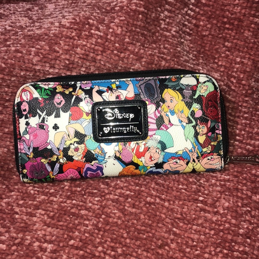 Loungefly wallet